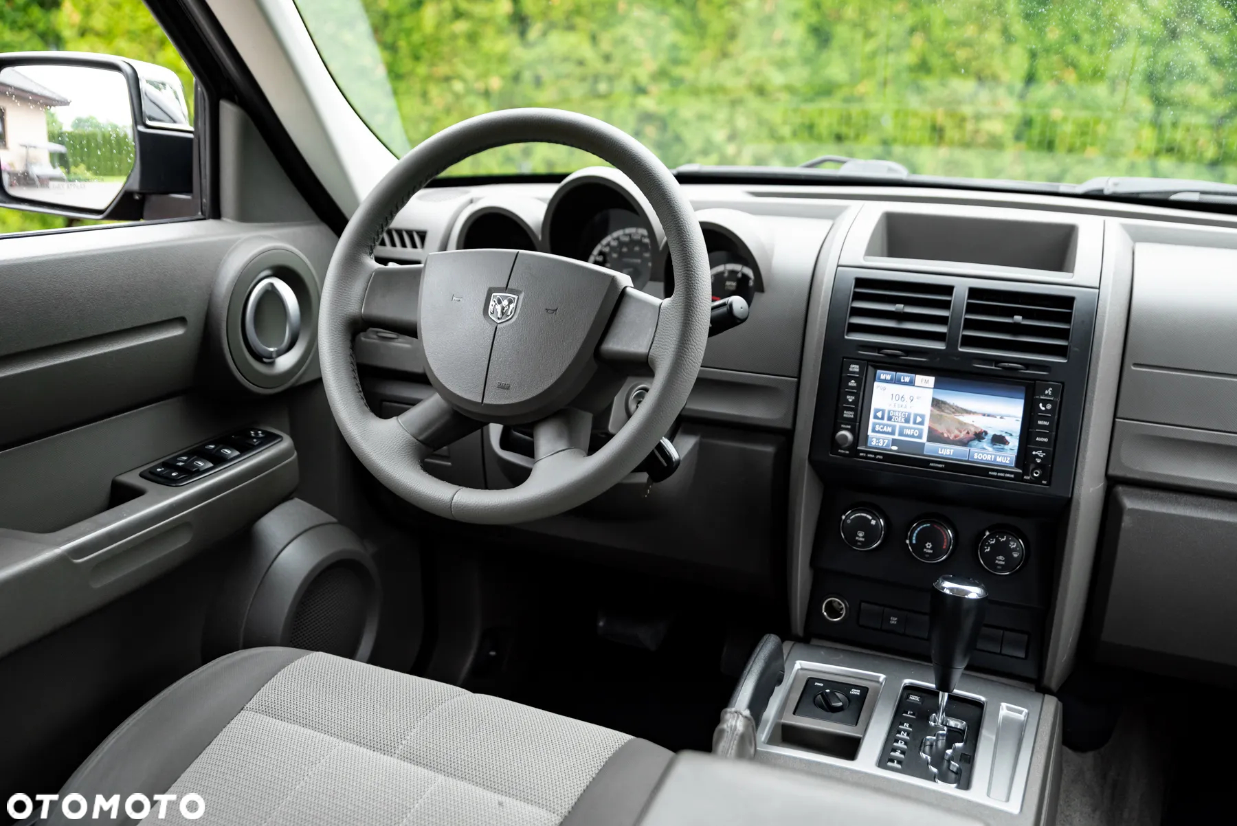 Dodge Nitro 3.7 V6 SLT 4WD - 25