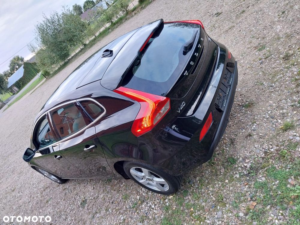 Volvo V40 D2 Ocean Race - 13