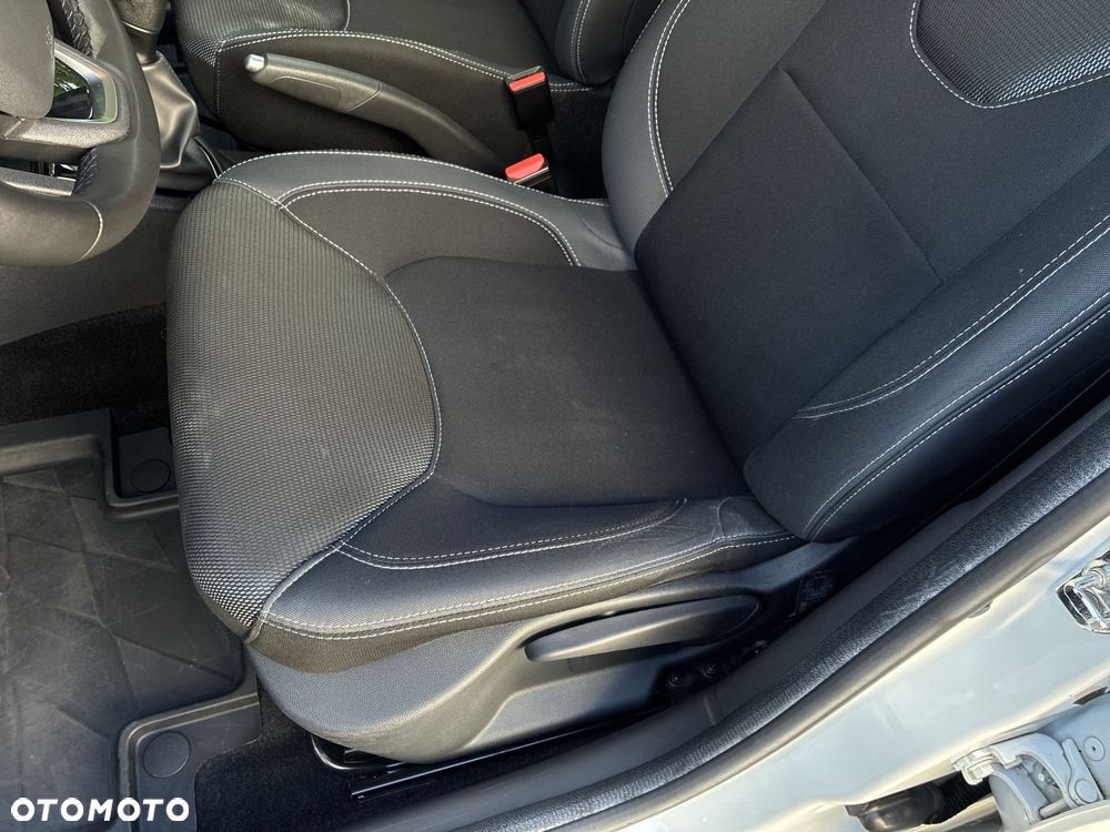 Renault Clio 0.9 TCe Life - 12