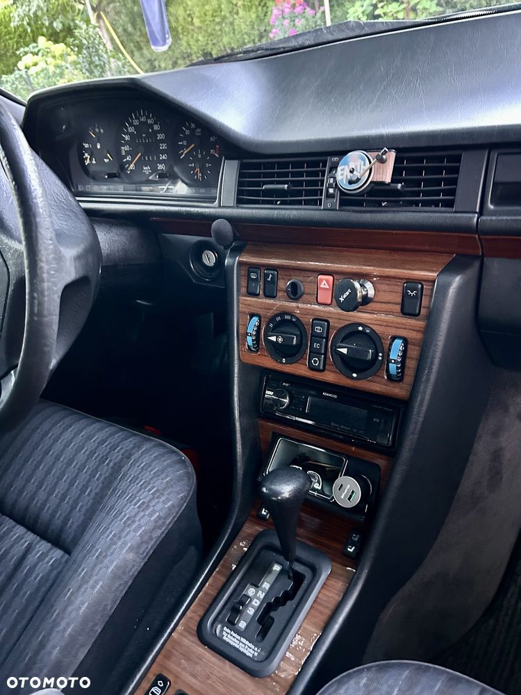 Mercedes-Benz W124 (1984-1993) - 5