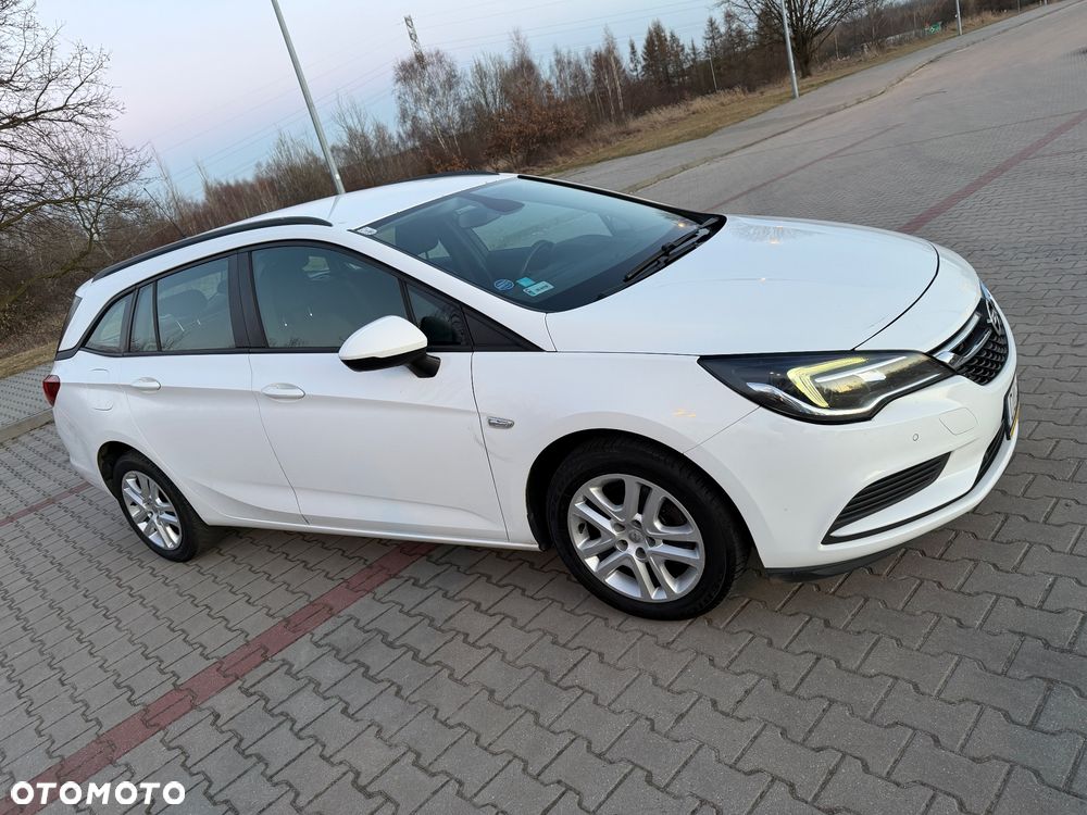 Opel Astra 1.6 CDTI Sport - 5