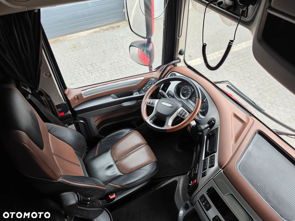 DAF Xf530// HYDRAULIKA // MIEDZYOSIE //IMPORT NIEMCY//HALOGENY//SKÓRY//FELGIALCOA//4PODUSZKI TYŁ // SERWIS DAF//UDOKUMETOWANY PRZEBIEG // - 34