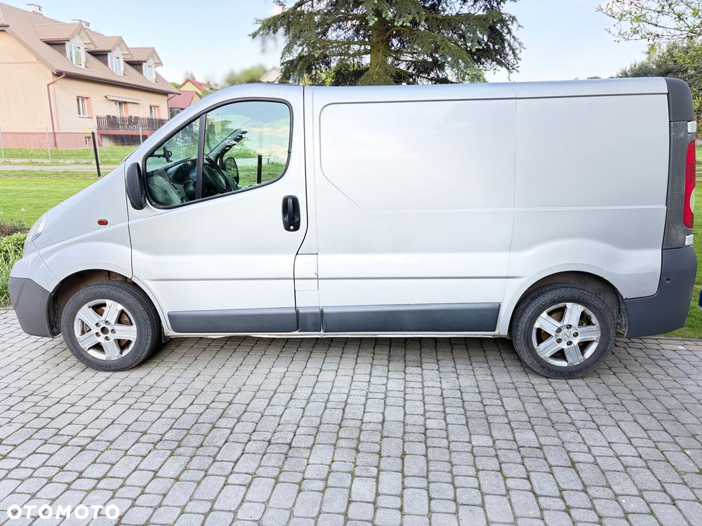 Opel Vivaro - 2