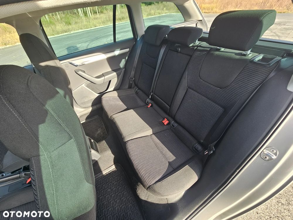 Skoda Octavia 2.0 TDI Ambition DSG - 15