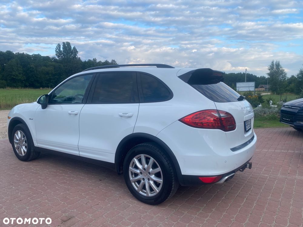 Porsche Cayenne - 29