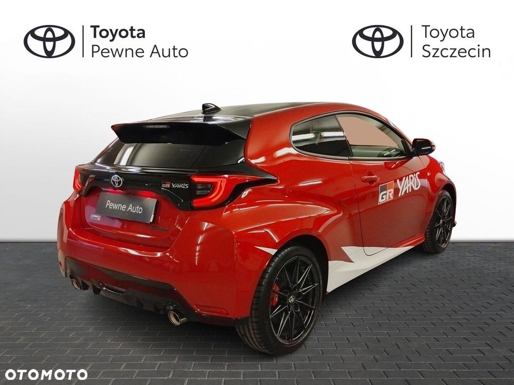 Toyota Yaris - 11