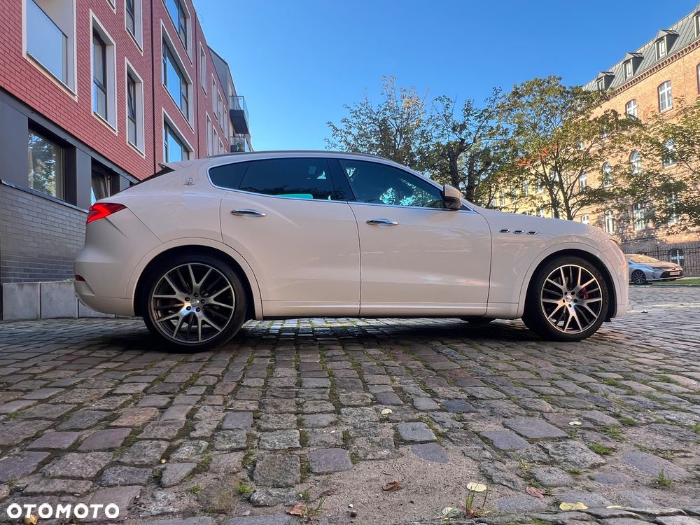 Maserati Levante Modena S - 9