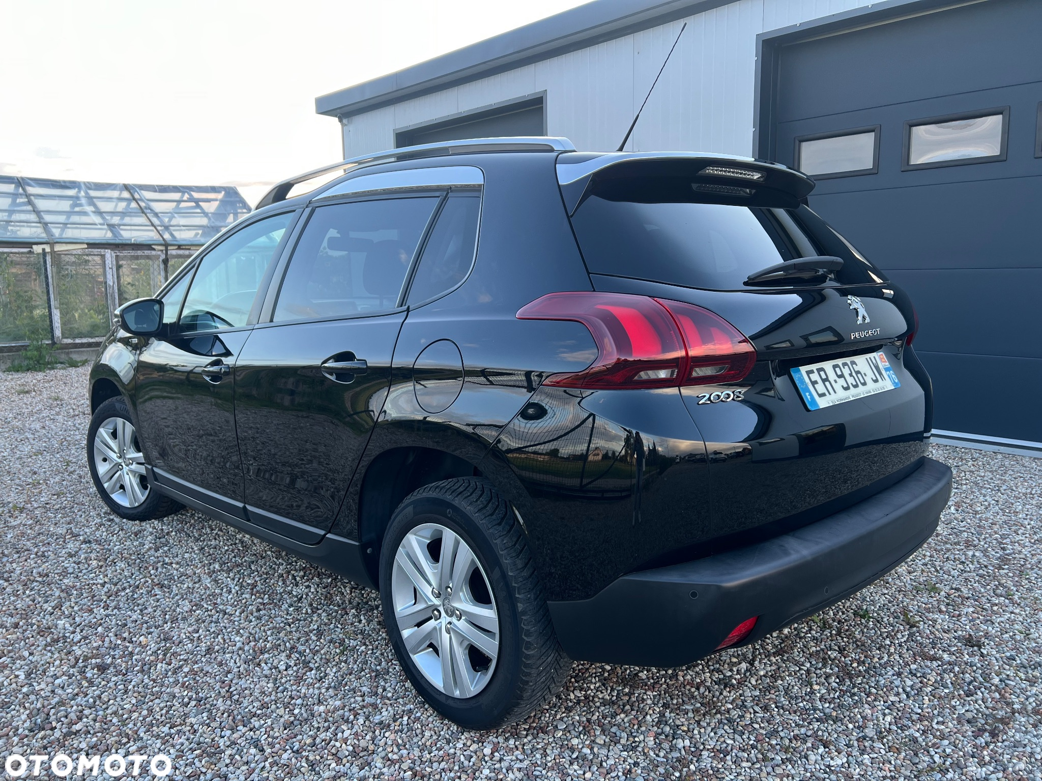 Peugeot 2008 PureTech 110 Style - 10