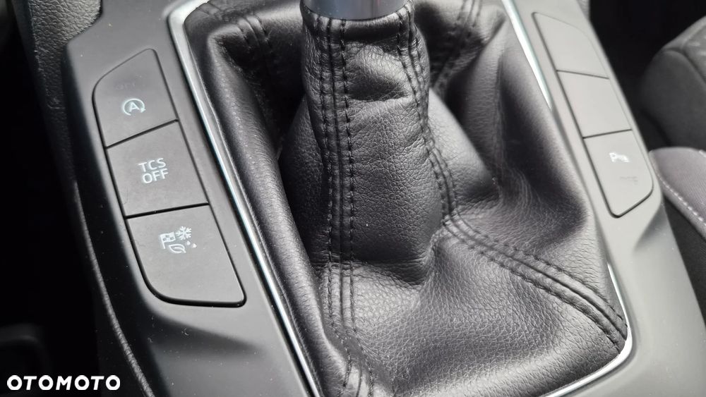 Ford Focus 1.5 EcoBlue Start-Stopp-System TITANIUM STYLE - 24