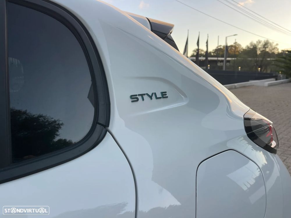 Peugeot 208 1.2 PureTech Allure - 8