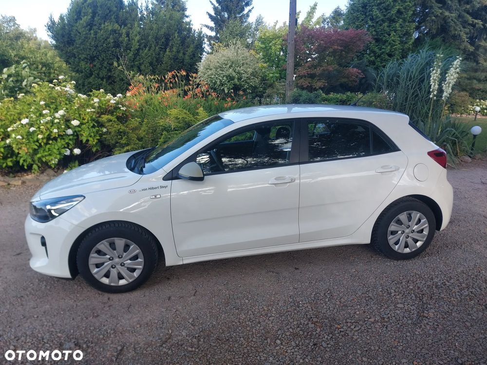 Kia Rio - 3