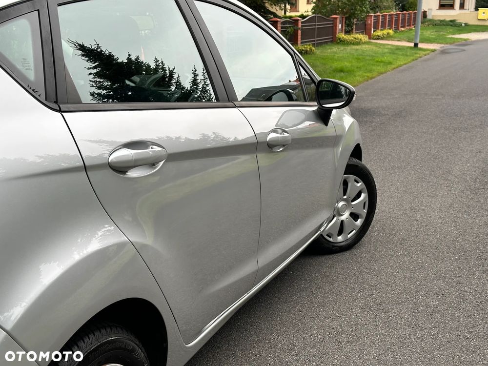 Ford Fiesta 1.25 Ambiente - 13