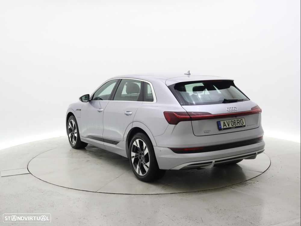Audi e-tron 55 quattro S line - 4