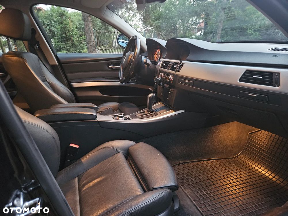 BMW Seria 3 330d DPF - 12