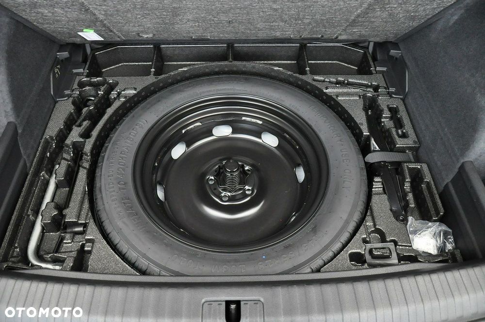 Audi Q3 Sportback - 12