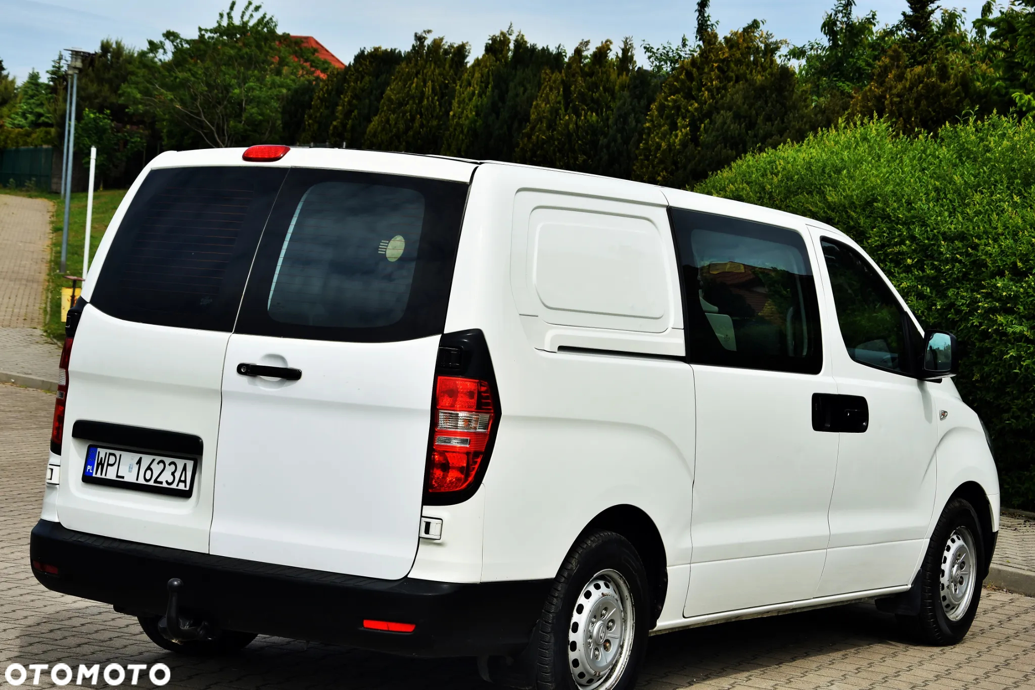 Hyundai H-1 2.5 CRDi Travel Comfort - 10