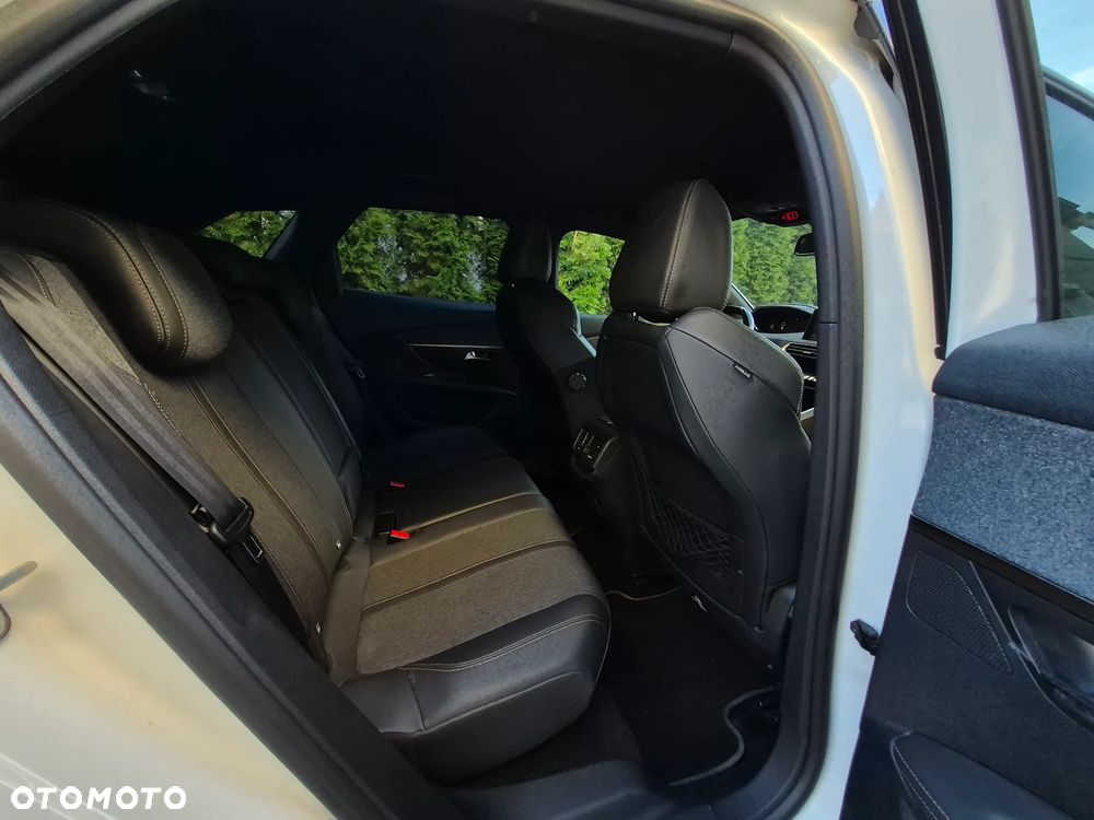 Peugeot 3008 1.6 PureTech GPF GT Line S&S EAT8 - 17