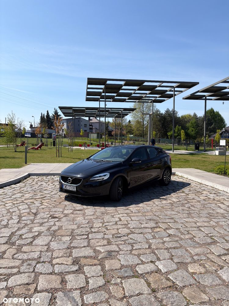 Volvo V40 T2 Momentum - 5