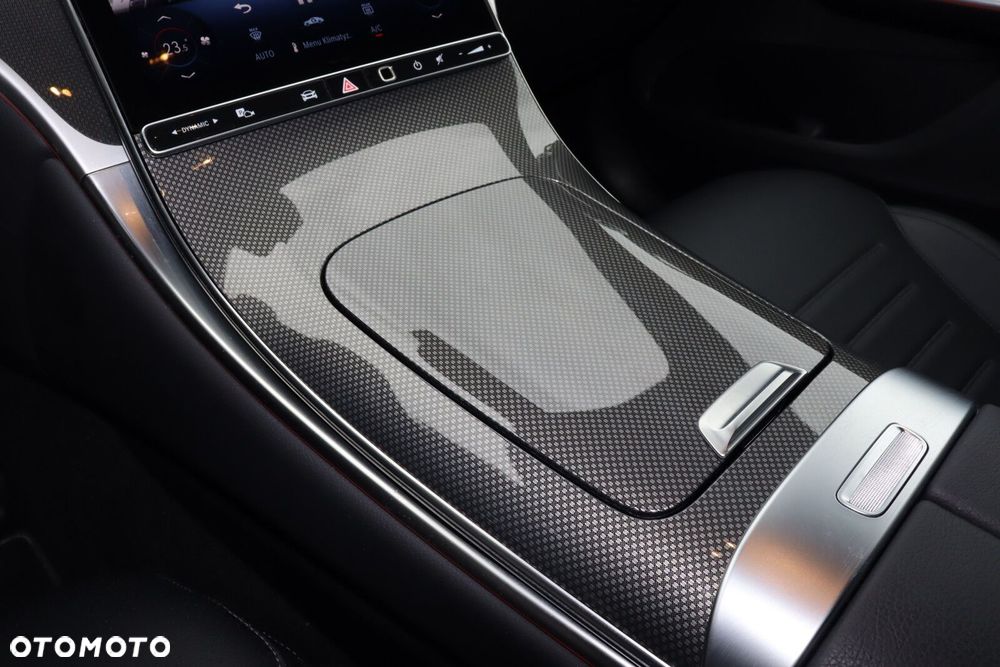 Mercedes-Benz GLC - 15