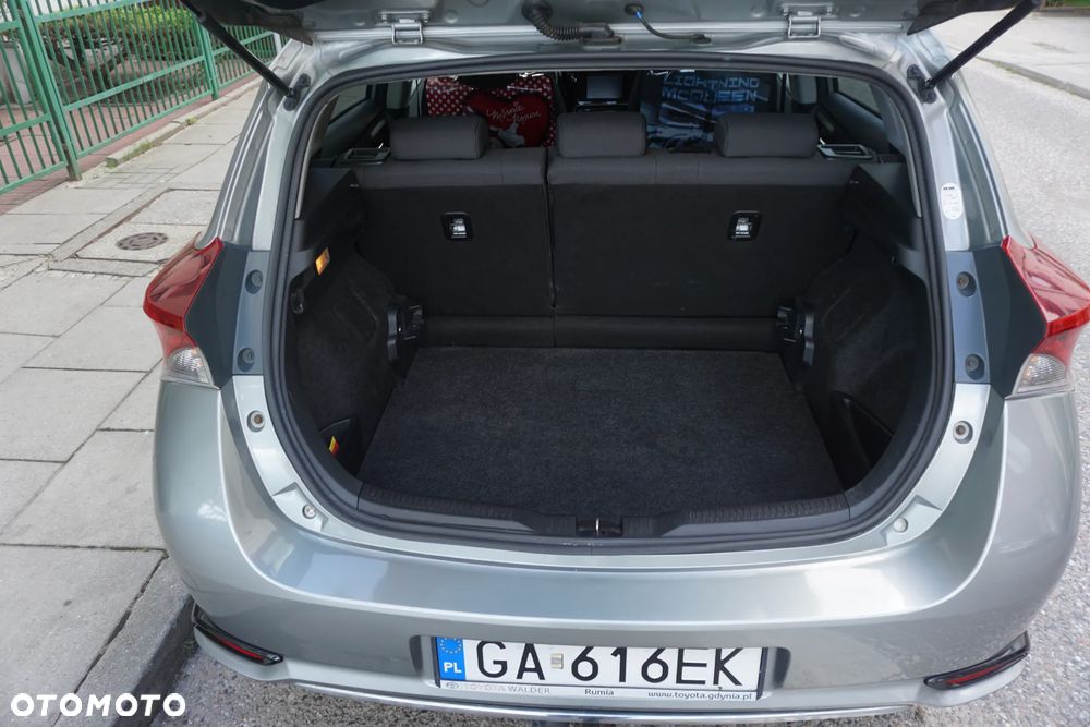 Toyota Auris 1.6 Comfort - 6