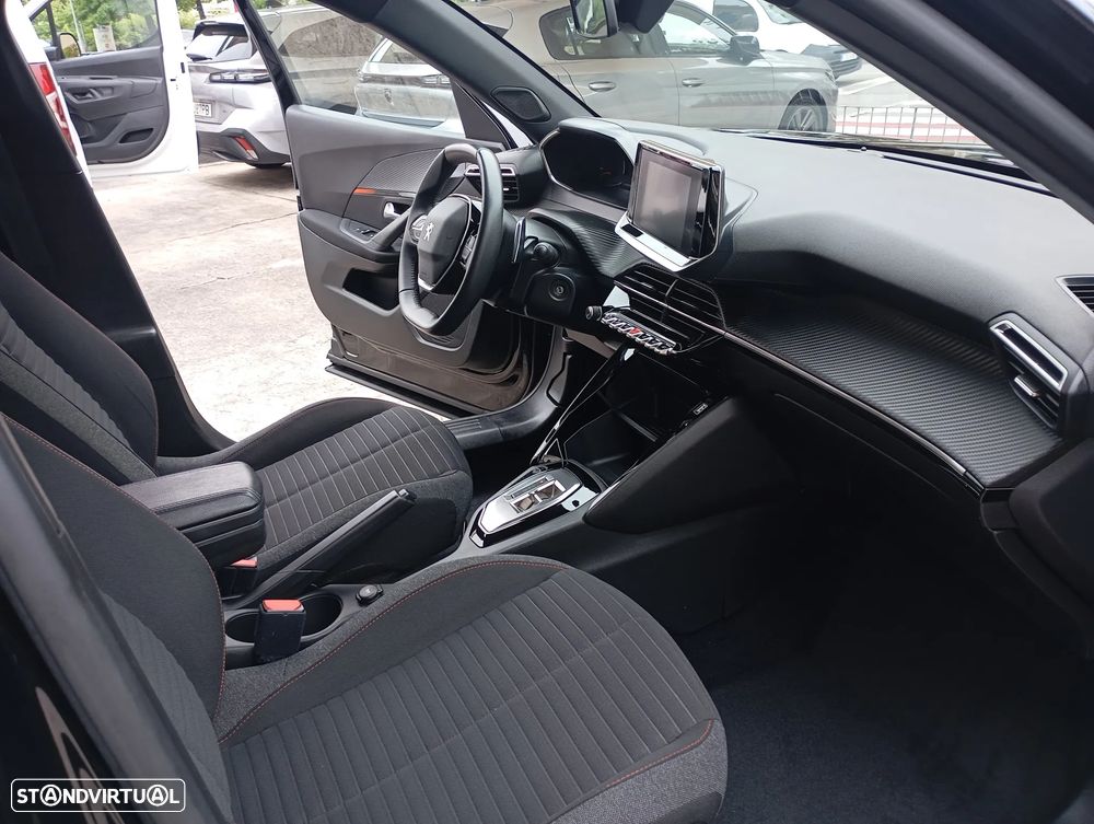 Peugeot 2008 PureTech 130 EAT8 Active - 15