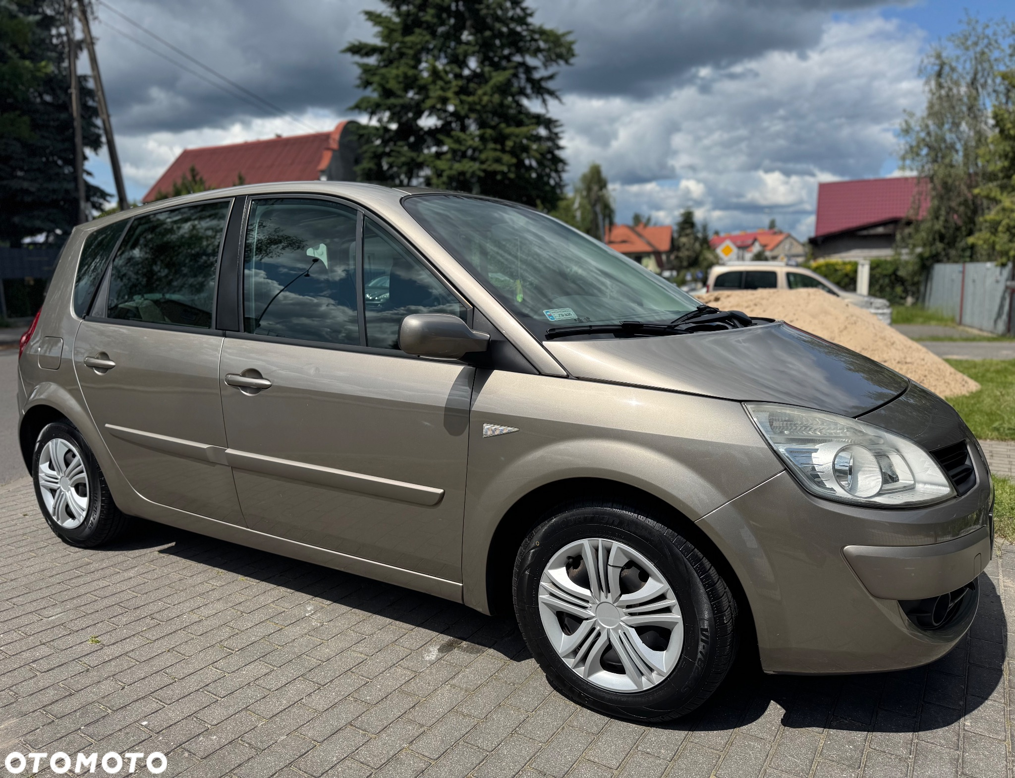 Renault Scenic 1.6 16V 110 Expression - 23