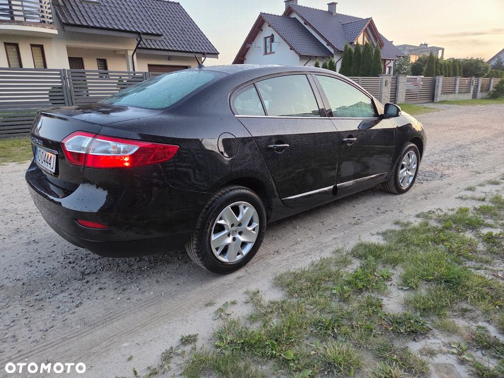 Renault Fluence 1.6 16V Dynamique - 4