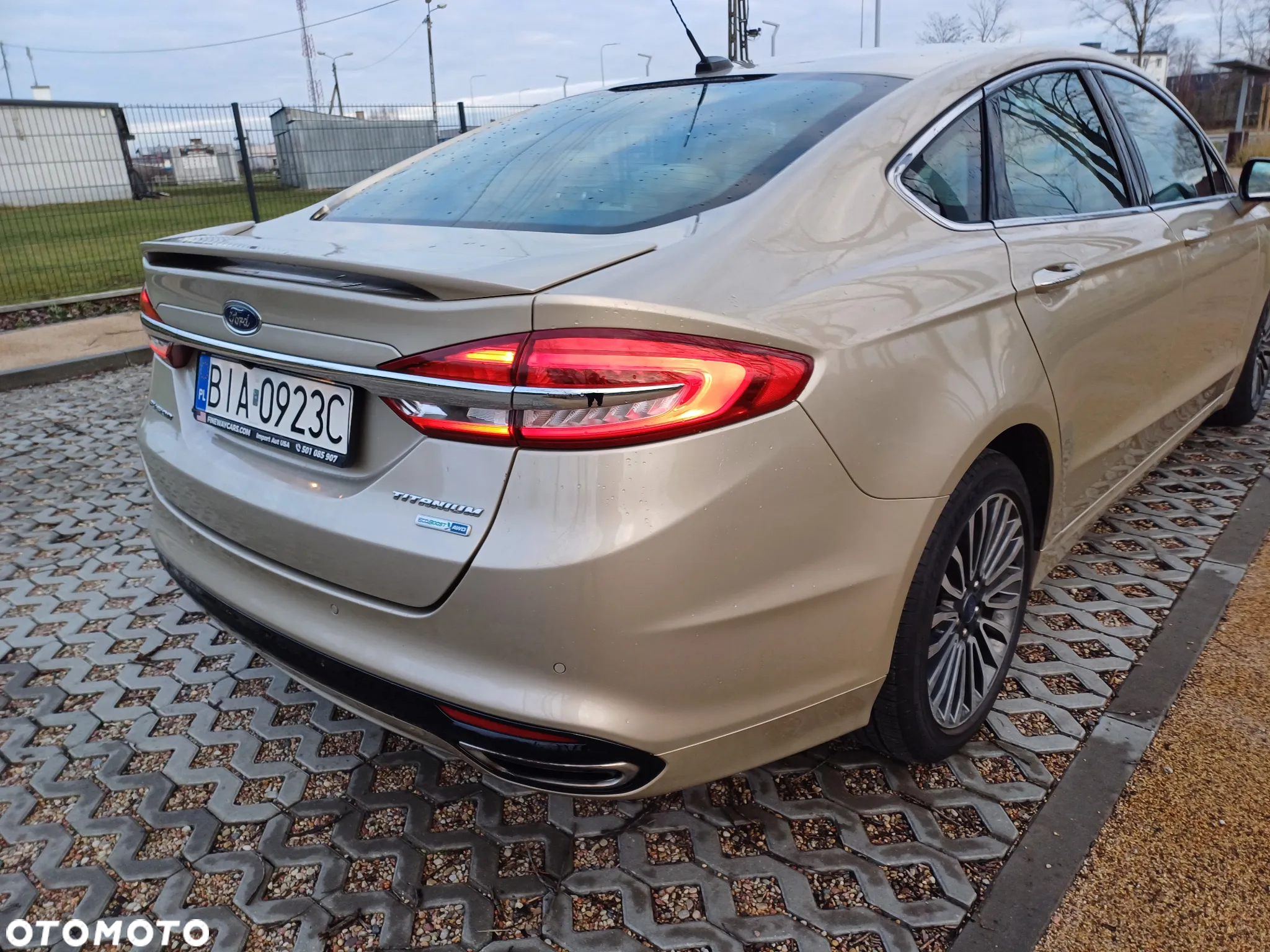 Ford Fusion 2.0 EcoBoost Titanium - 8