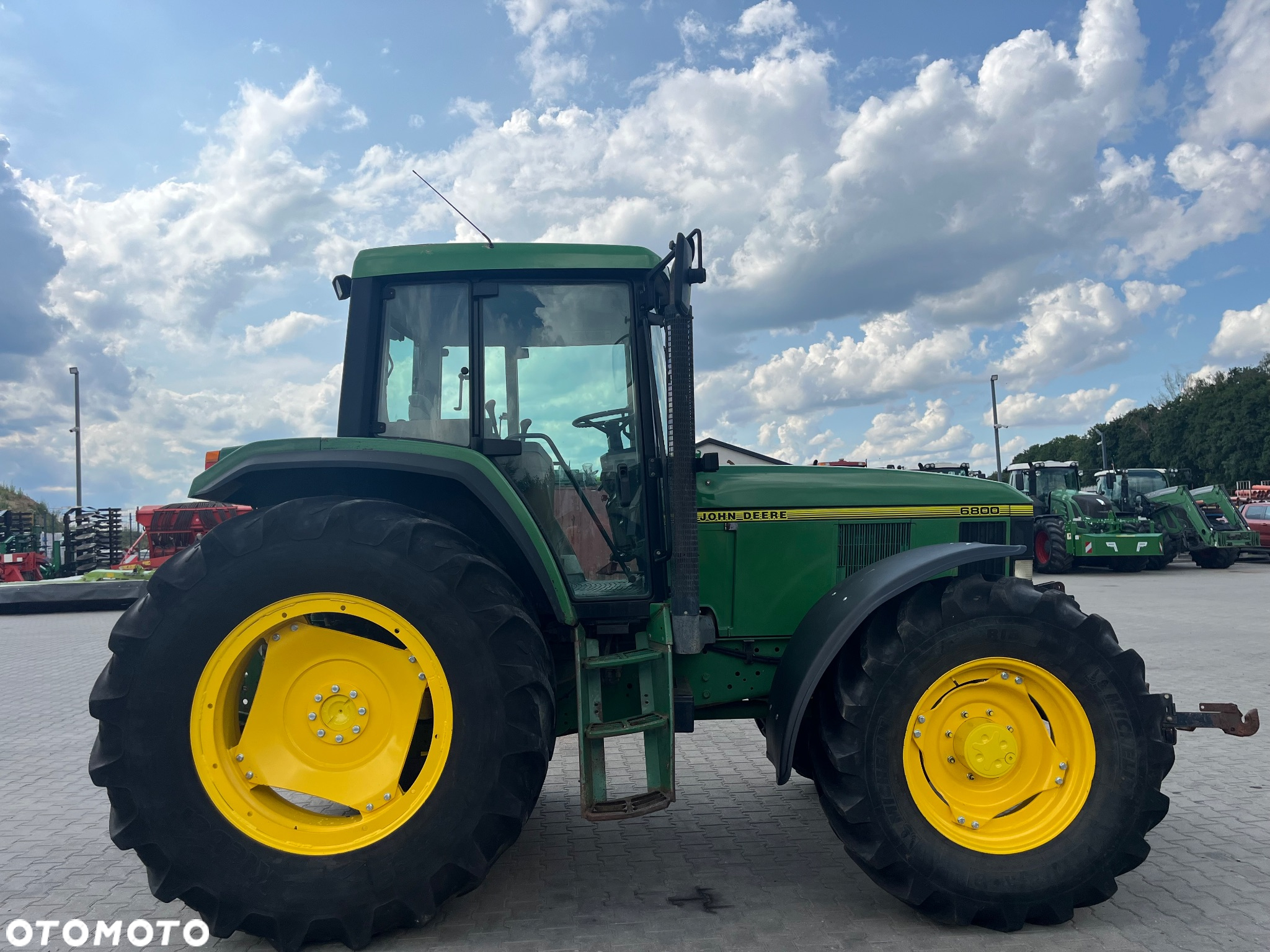 John Deere 6800 - 3