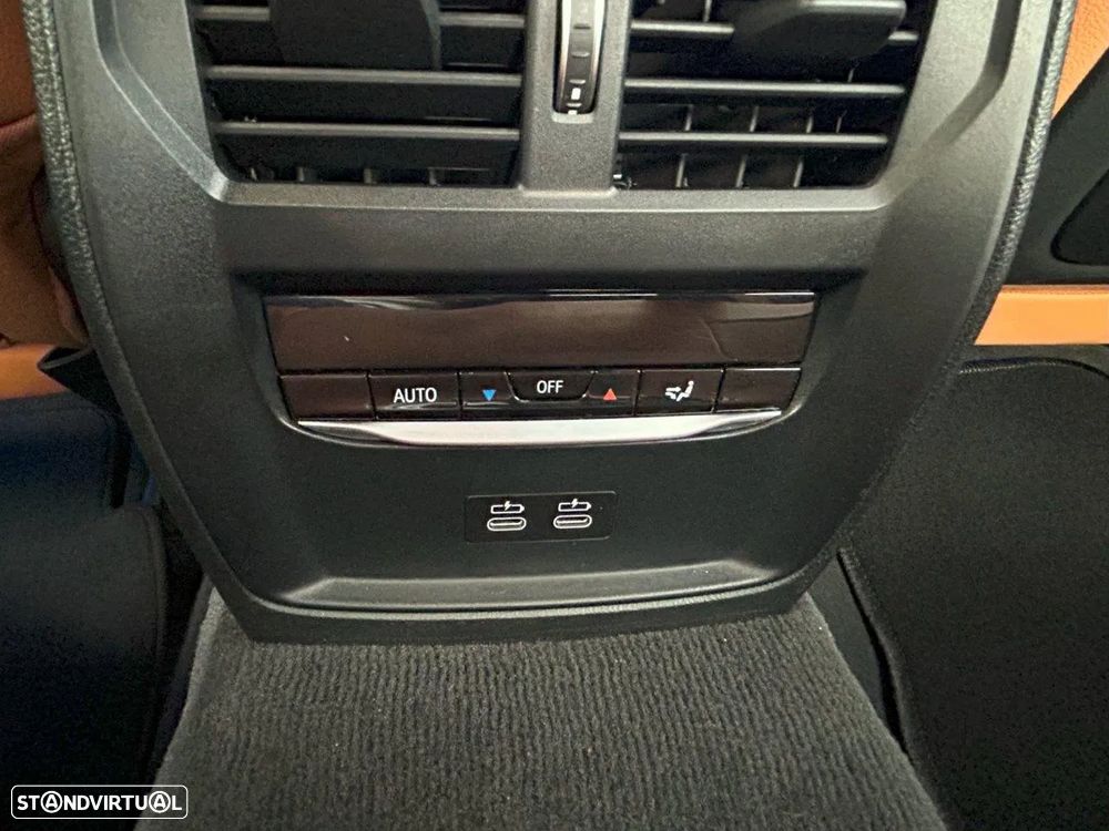 BMW 330 e Pack M Auto - 25