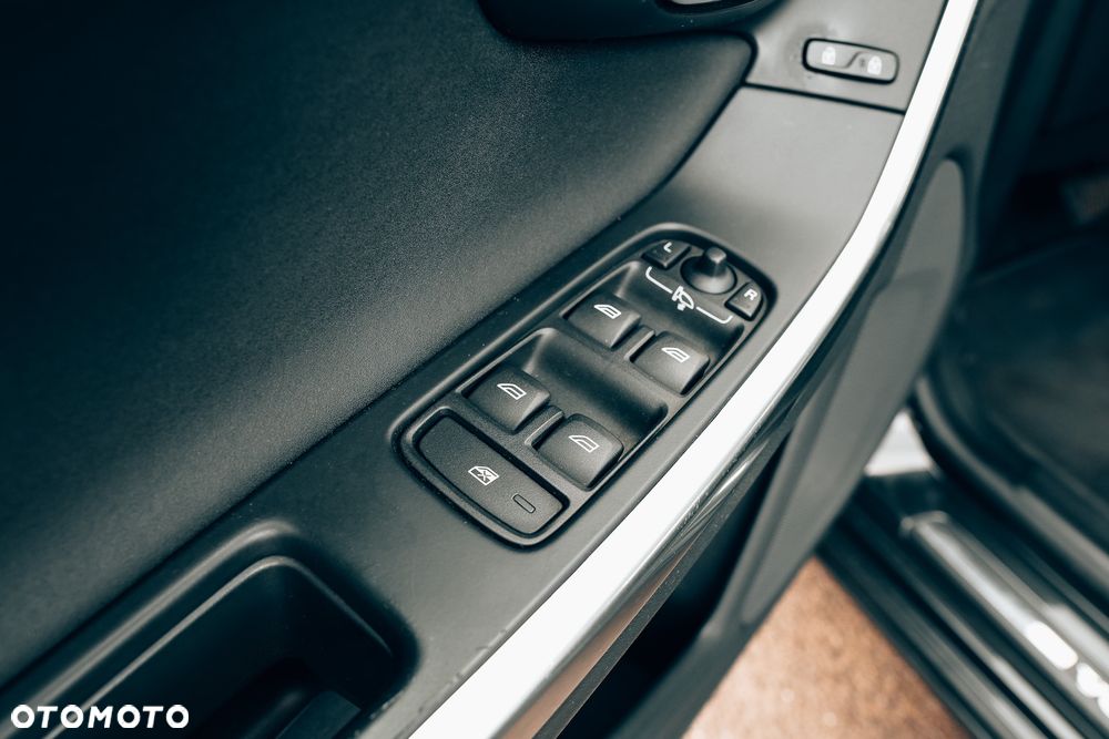 Volvo S60 D3 Geartronic Momentum - 12