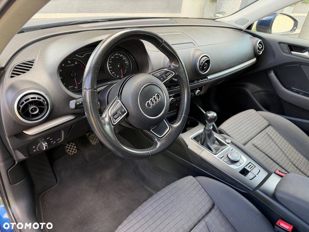 Audi A3 Sportback 1.2 TFSI Ambition - 25