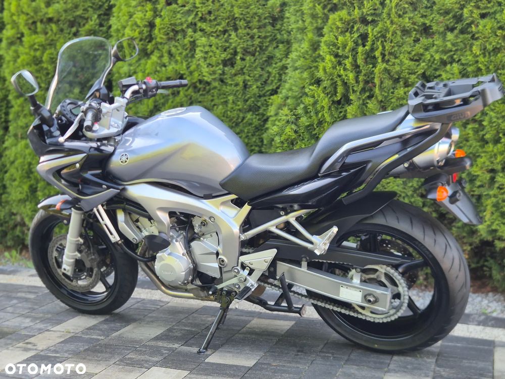Yamaha FZ6 - 6