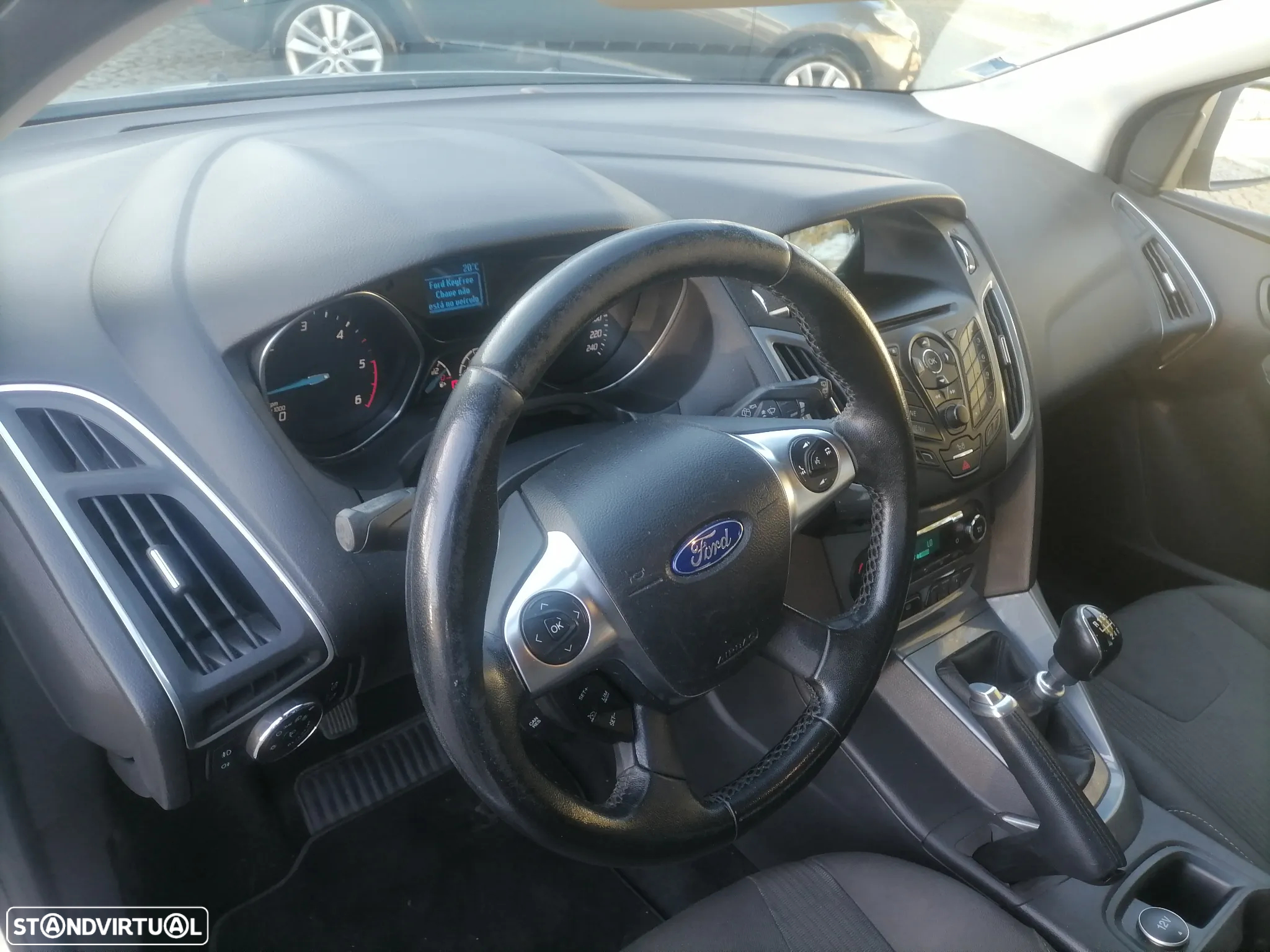 Ford Focus SW 1.6 TDCi Titanium - 11
