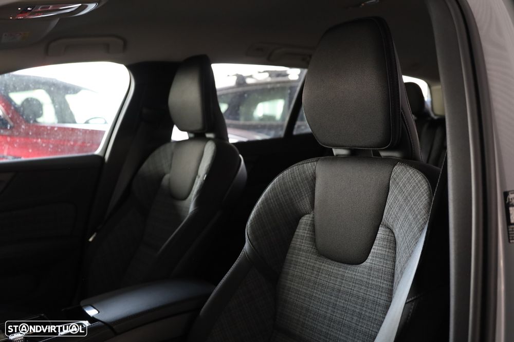 Volvo V60 2.0 T6 AWD TE Core - 7