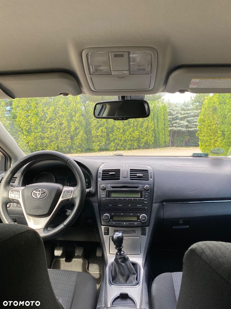 Toyota Avensis 1.8 Luna - 18