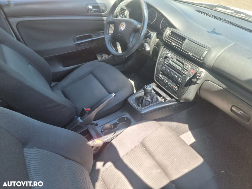 Vas lichid frana 4b0611301e Volkswagen VW Passat B5.5 [facelift] [200 - 6