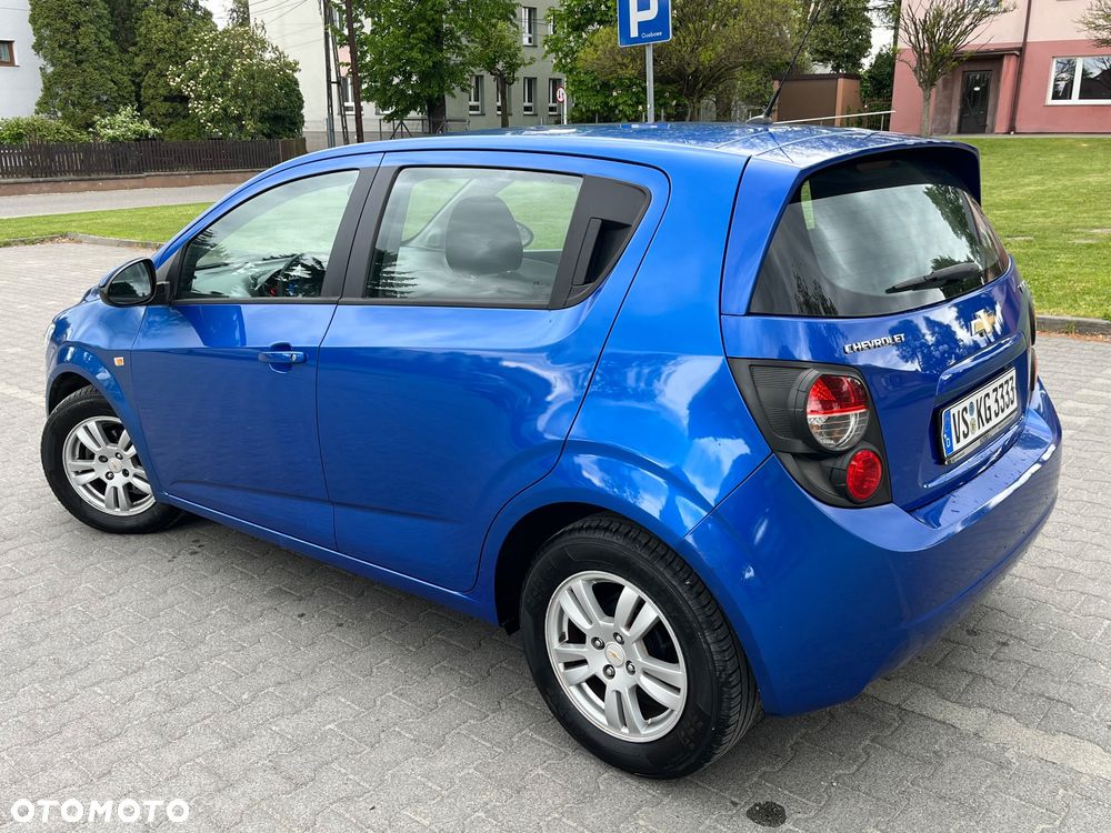 Chevrolet Aveo 1.2 LT - 11