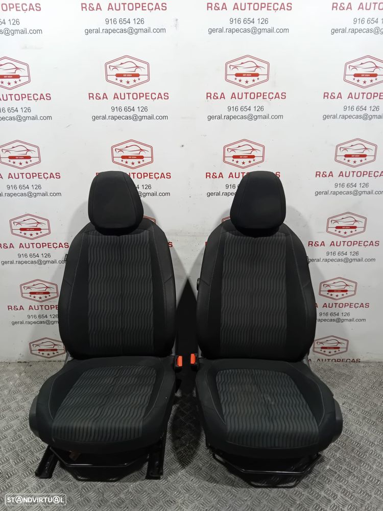 Conjunto de Bancos Peugeot 308 II SW Tecido Original - 12