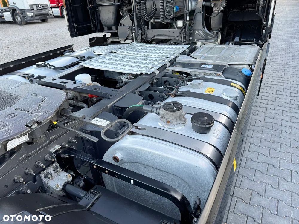 Volvo FH 500 / ACC /  KLIMA POSTOJOWA /RETARDER / NAVIGACJA / Z NIEMIEC - 27