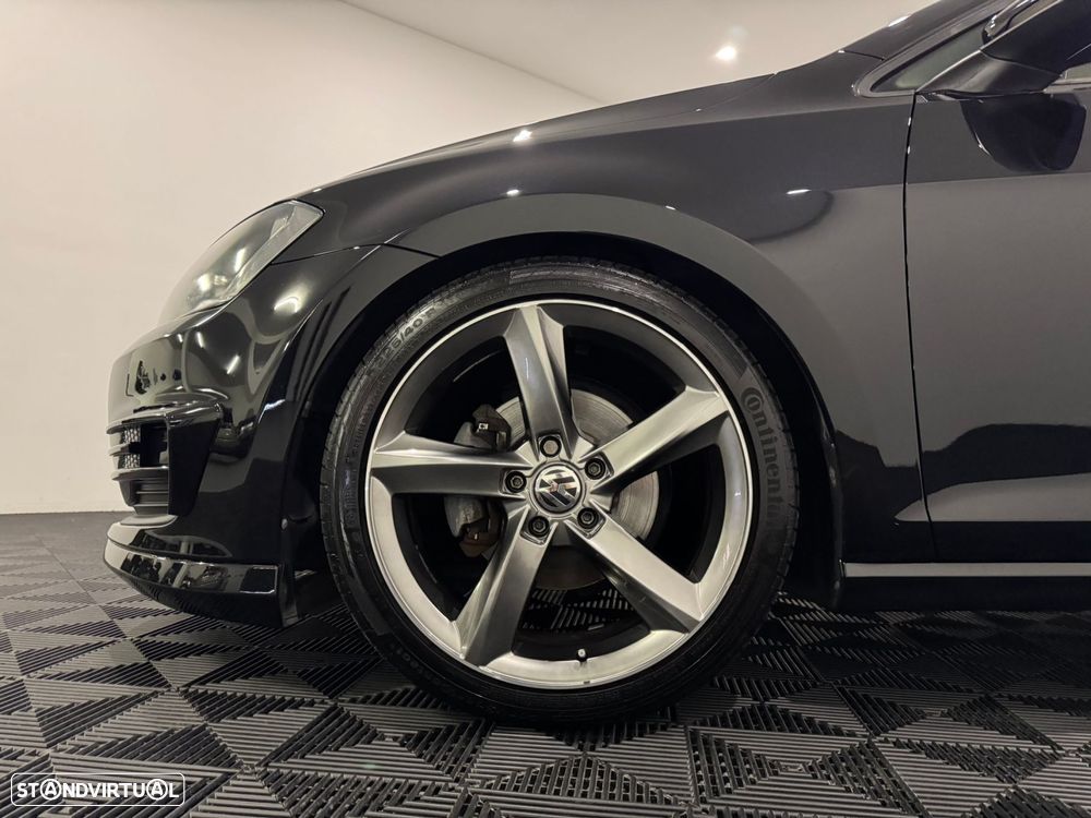 VW Golf 2.0 TDI Confortline - 11
