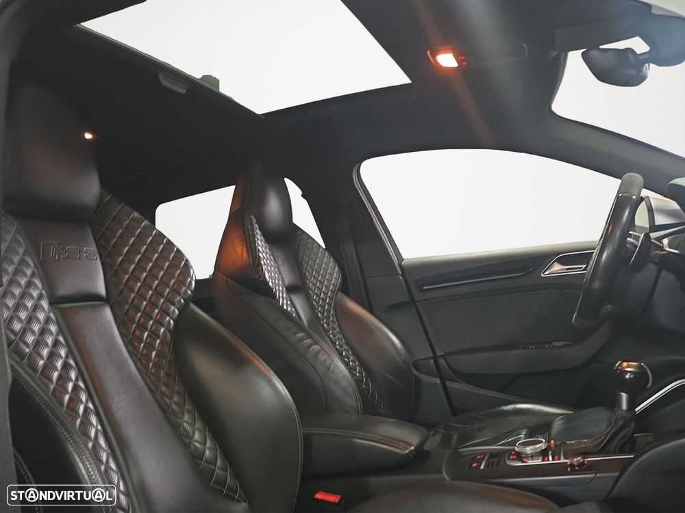 Audi RS3 Sportback - 19