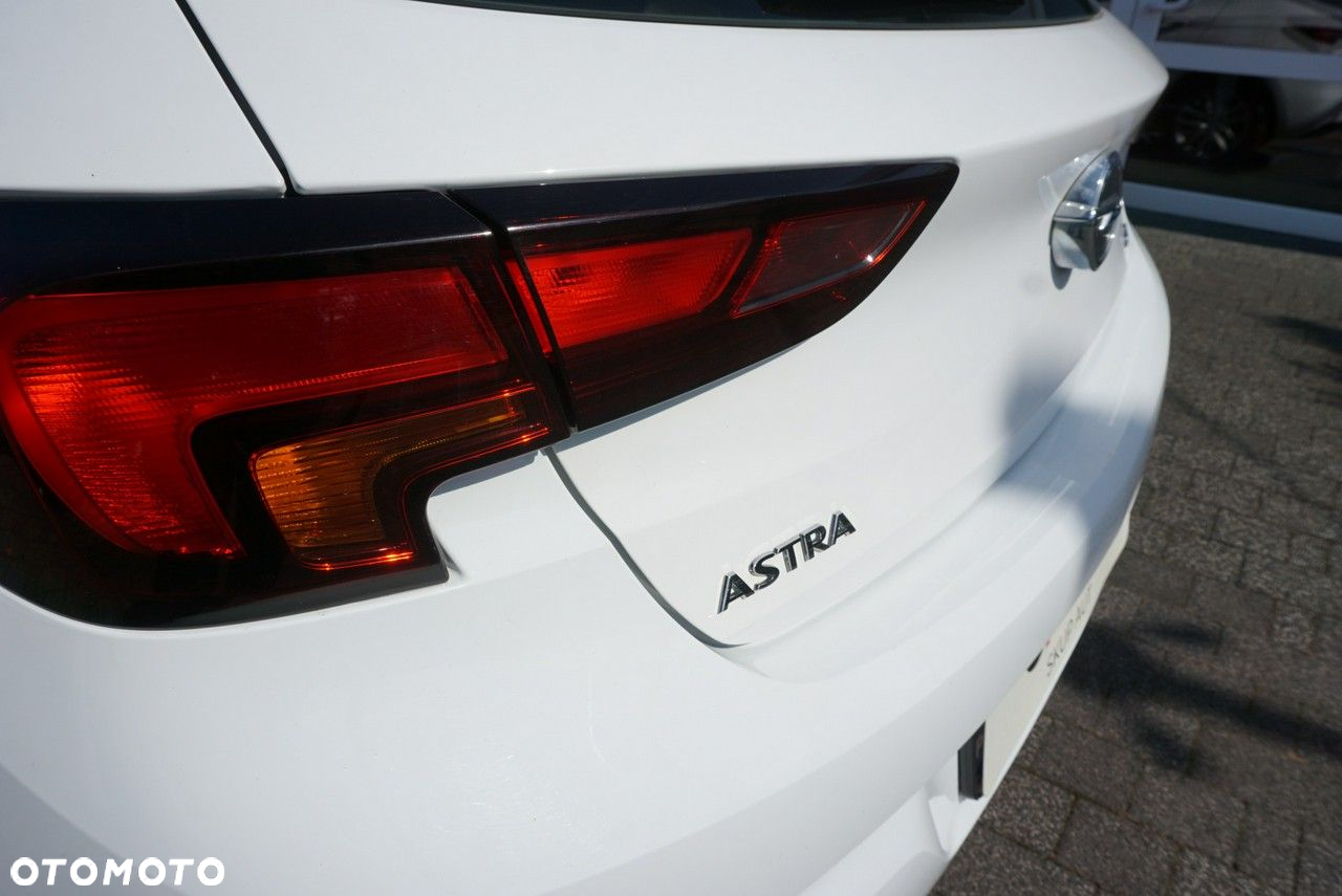 Opel Astra - 16