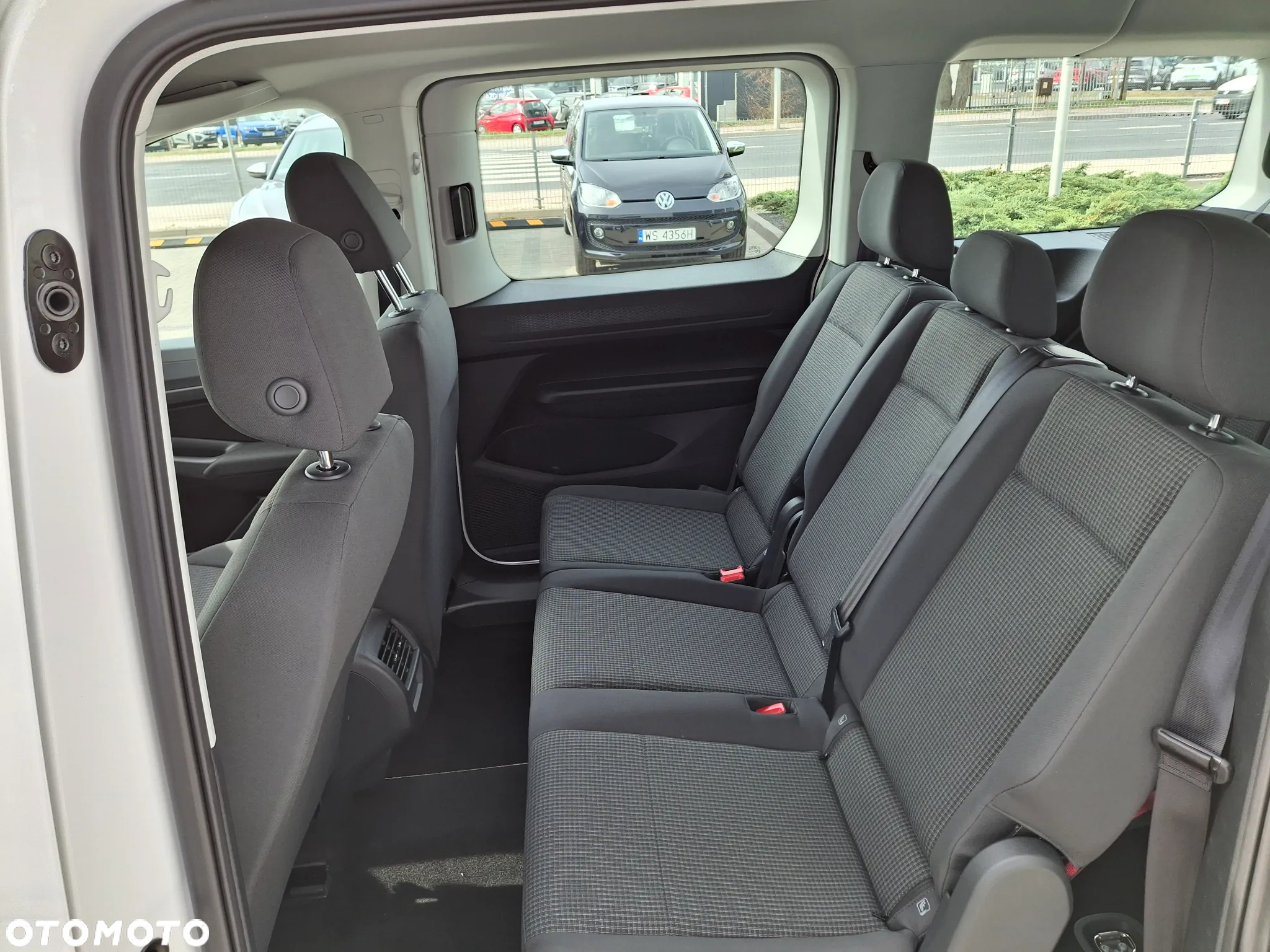 Volkswagen Caddy 2.0 TDI - 7