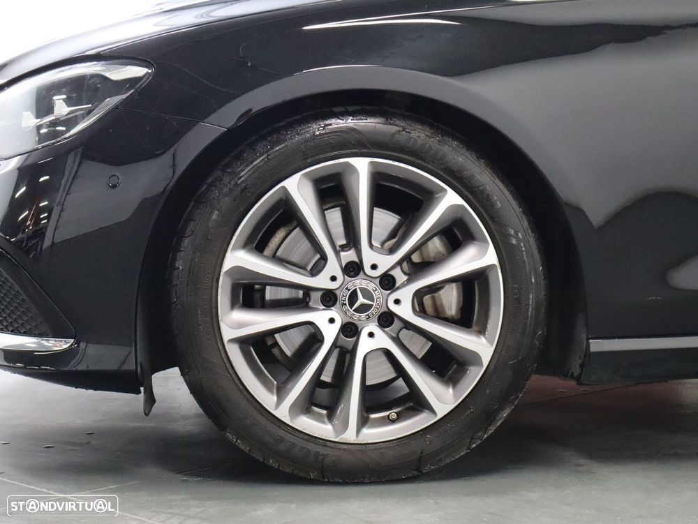 Mercedes-Benz E 220 d Avantgarde 7L - 26