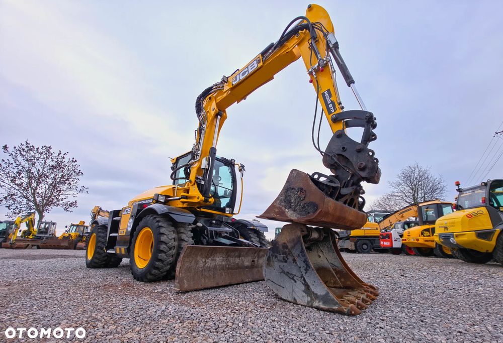 JCB Hydradig - 3
