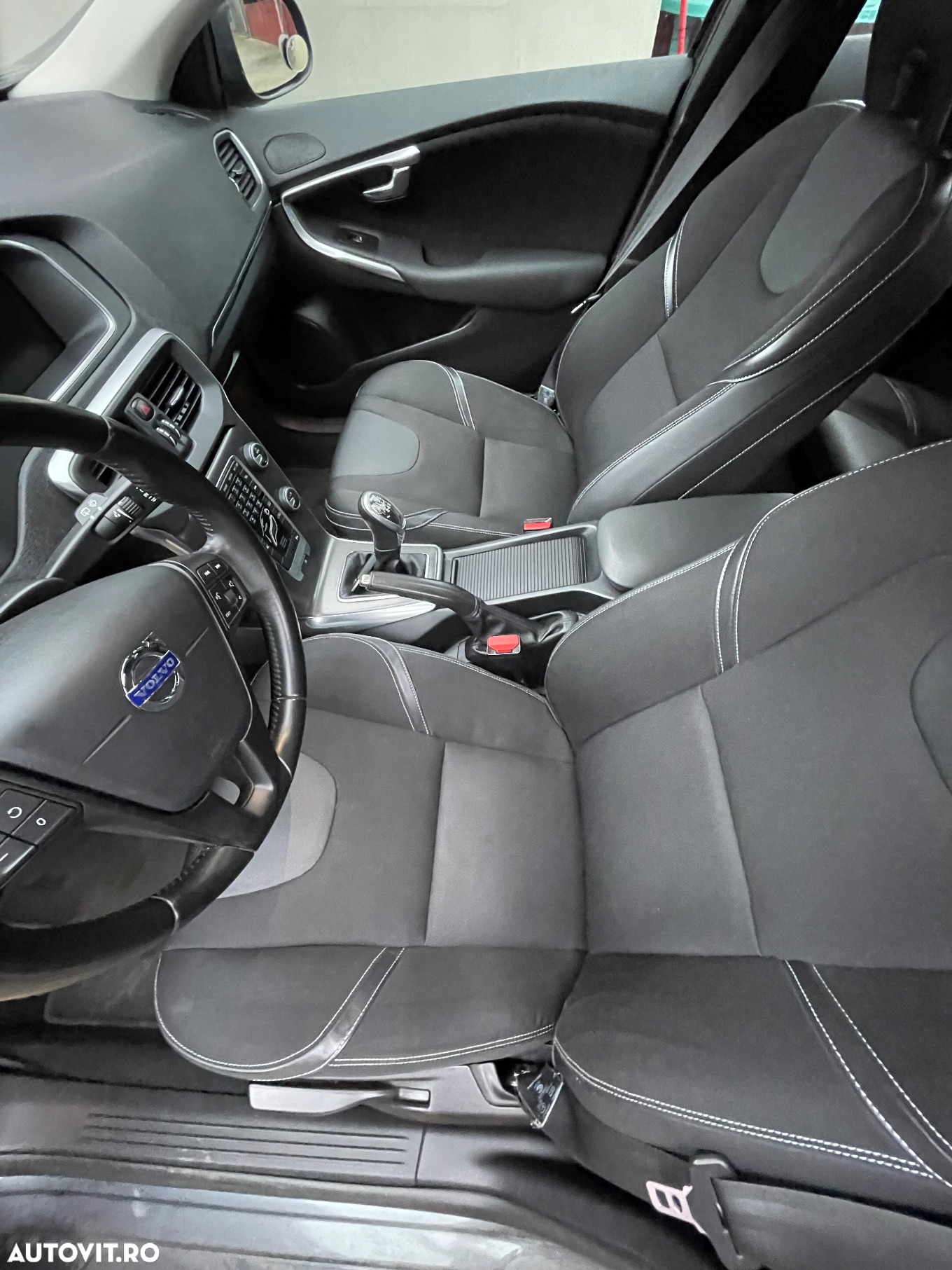 Volvo V40 D2 Momentum - 7