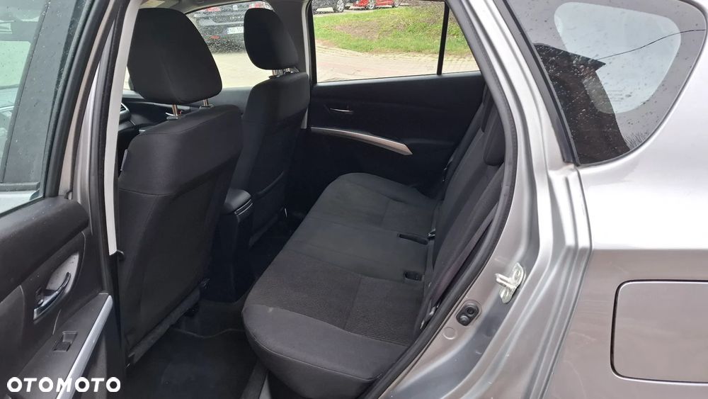 Suzuki SX4 S-Cross 1.0 T Comfort - 10