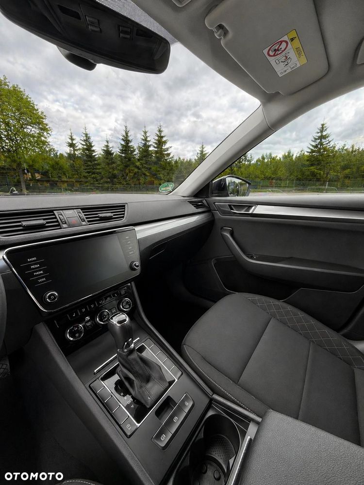 Skoda Superb 2.0 TDI Active DSG7 - 14