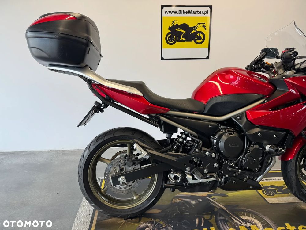 Yamaha XJ - 16